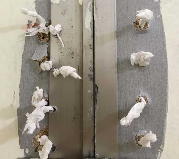 韩国偷拍有多可怕? 韩国记者用这些照片告诉你 暗洞无处不在