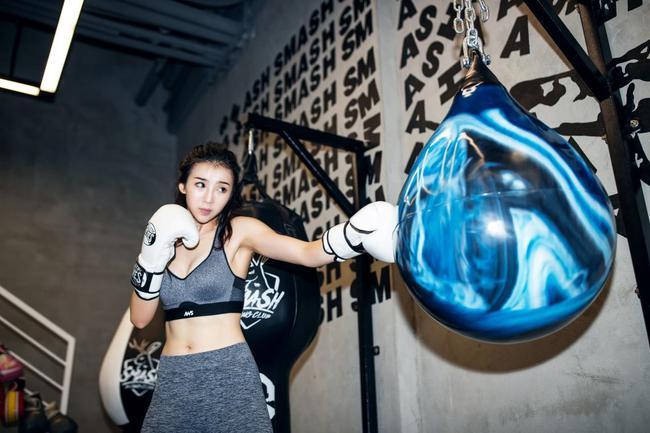 有实力更出色!专访运动女神张曼源 有实力更出色!专访运动女神张曼源